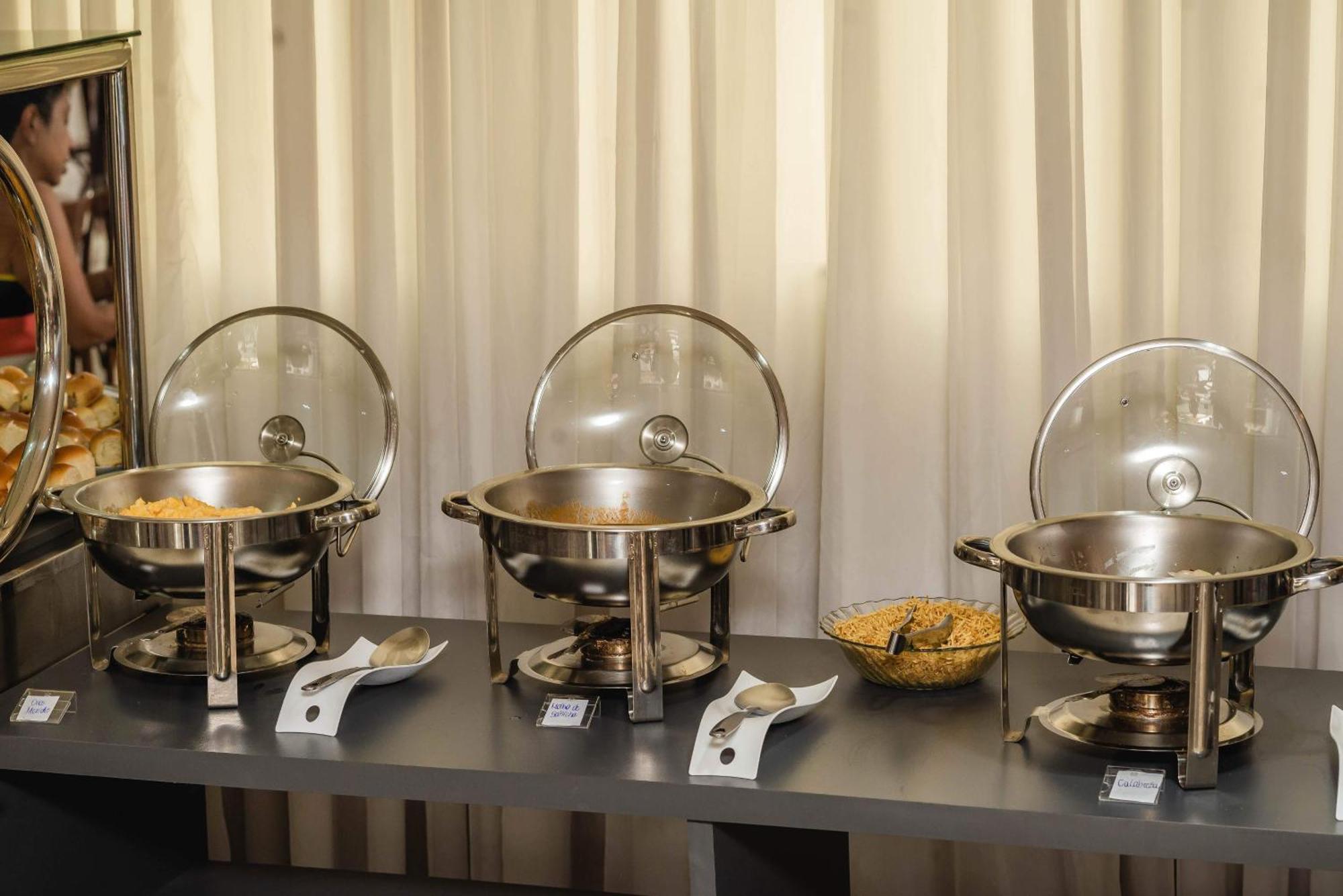 Ville Celestine Condo Hotel E Eventos ベロ・オリゾンテ エクステリア 写真