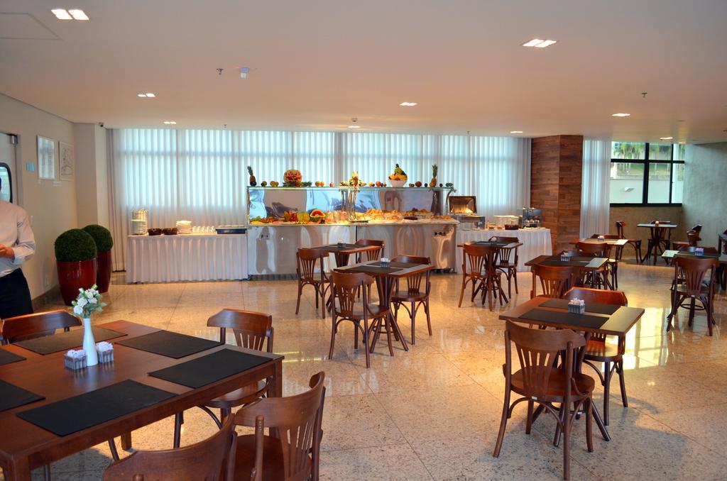 Ville Celestine Condo Hotel E Eventos ベロ・オリゾンテ エクステリア 写真