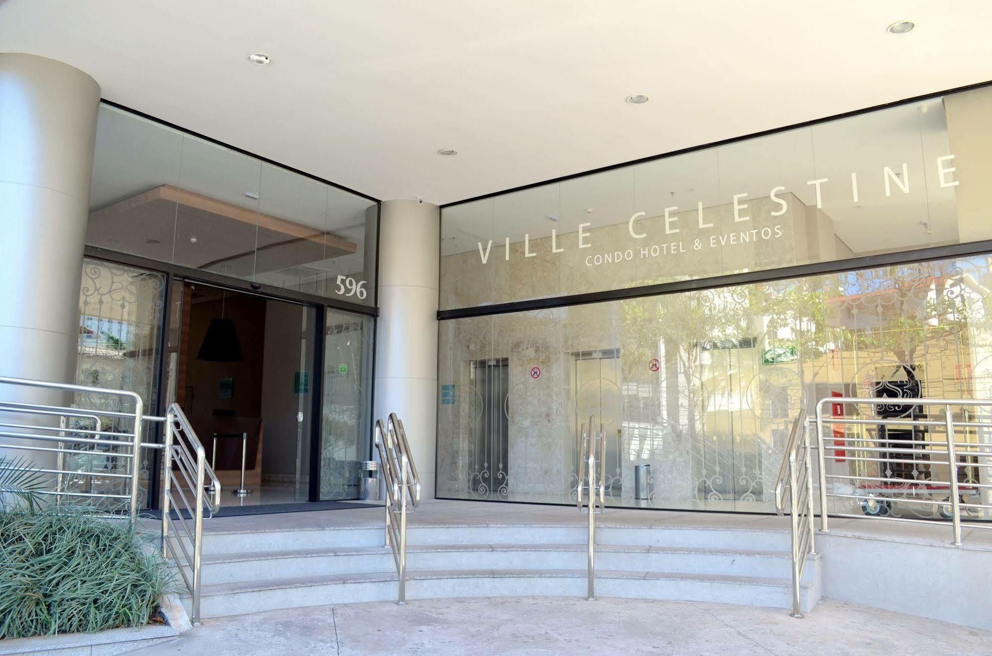 Ville Celestine Condo Hotel E Eventos ベロ・オリゾンテ エクステリア 写真